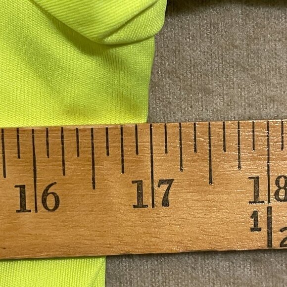 Under Armour Shirt Boy's Large Bright Yellow Heat Gear Graphic Short Sleeves - Picture 6 of 12